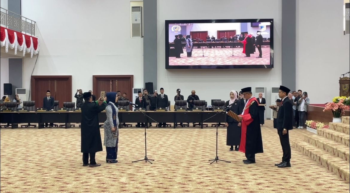 Arnilla HM Ali Dilantik sebagai Wakil Ketua DPRD Sulteng