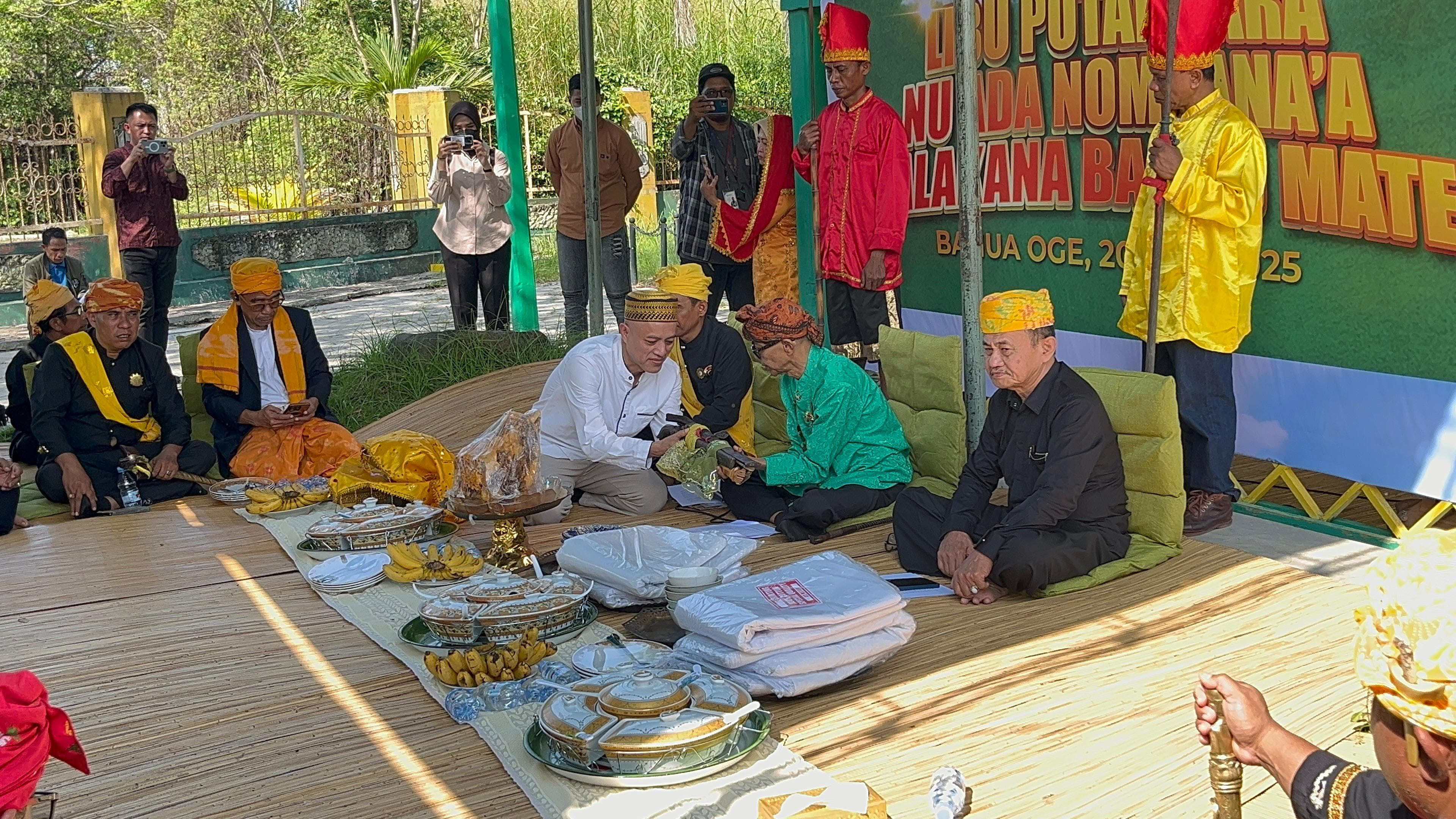 Fuad Plered Jalani Sidang Adat di Palu, Penuhi Tujuh Givu 