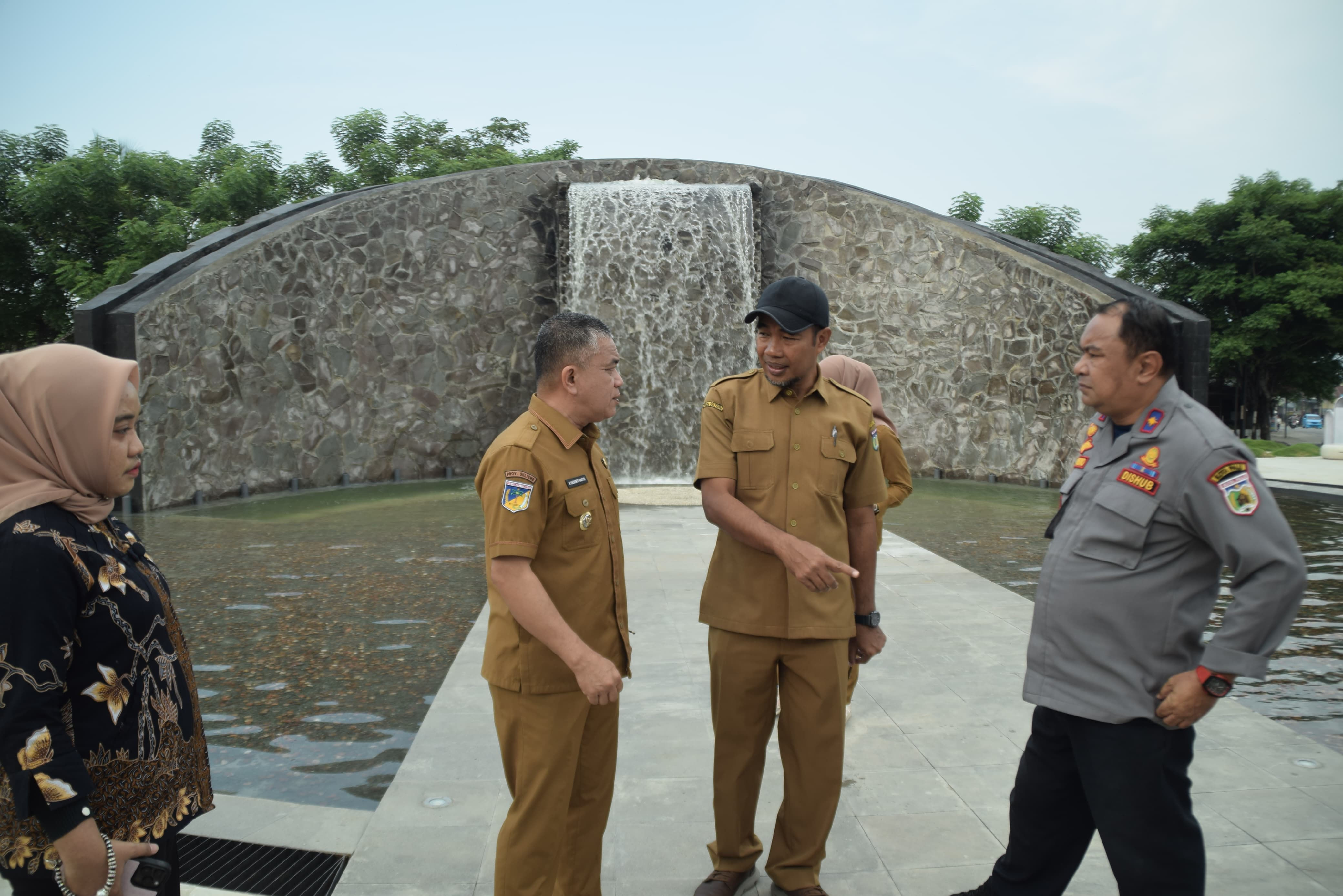 Pemkot Palu Tinjau Taman Baru di Depan GBK Usai Revitalisasi