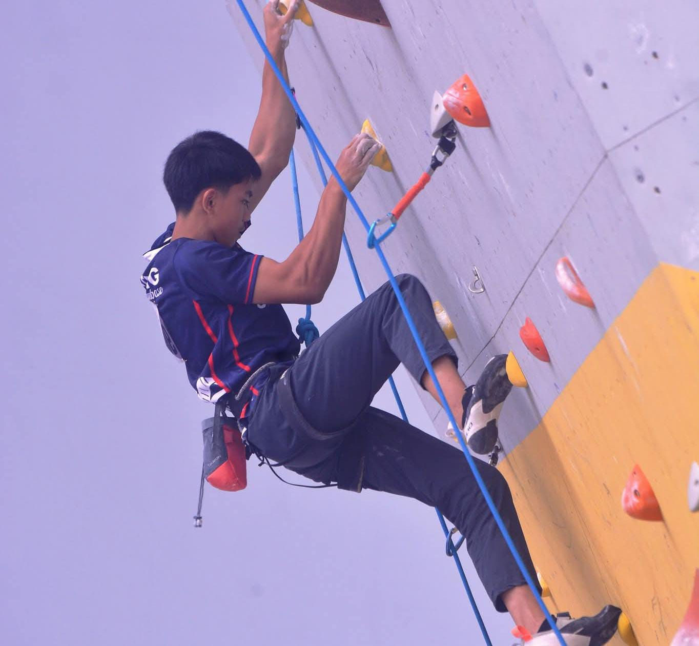 Atlet Panjat Tebing Sulteng Melaju ke Final Kategori Lead Putra POPNAS XVII