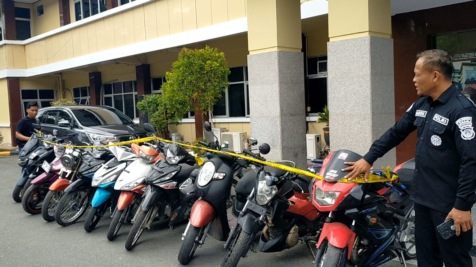 Dua Spesialis Curanmor Ditangkap, Puluhan Motor Diamankan Polisi